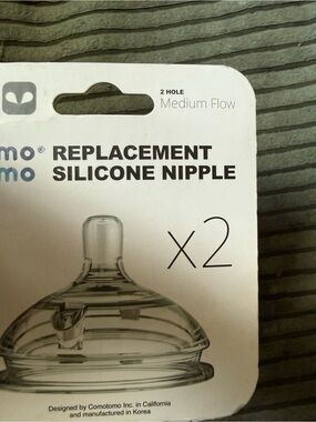 Comotomo Replacement Silicone Medium Flow Nipple Set - Clear (2 Pack) NIB